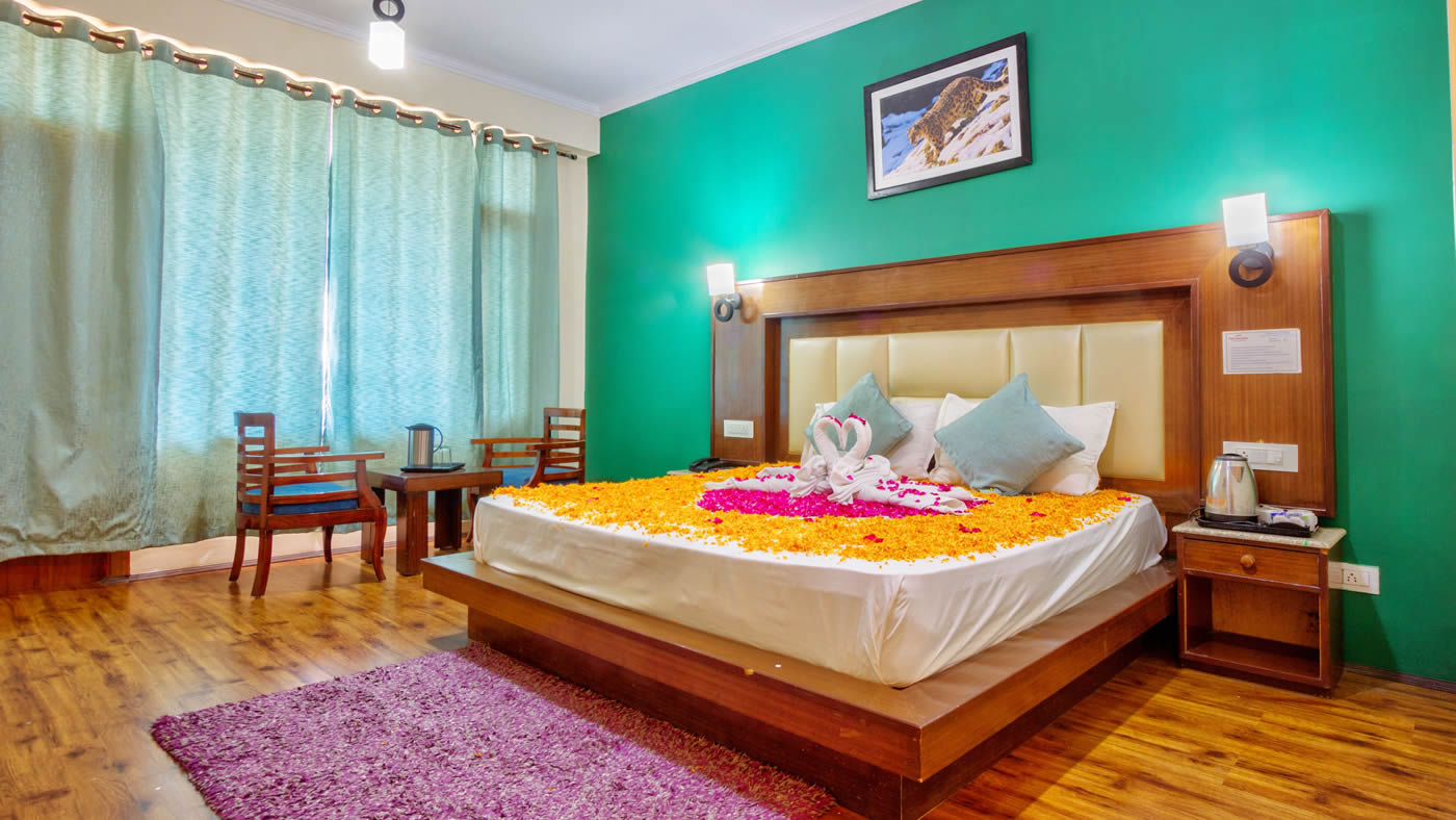 online booking for manali hotel,manali hotel in lowest price 