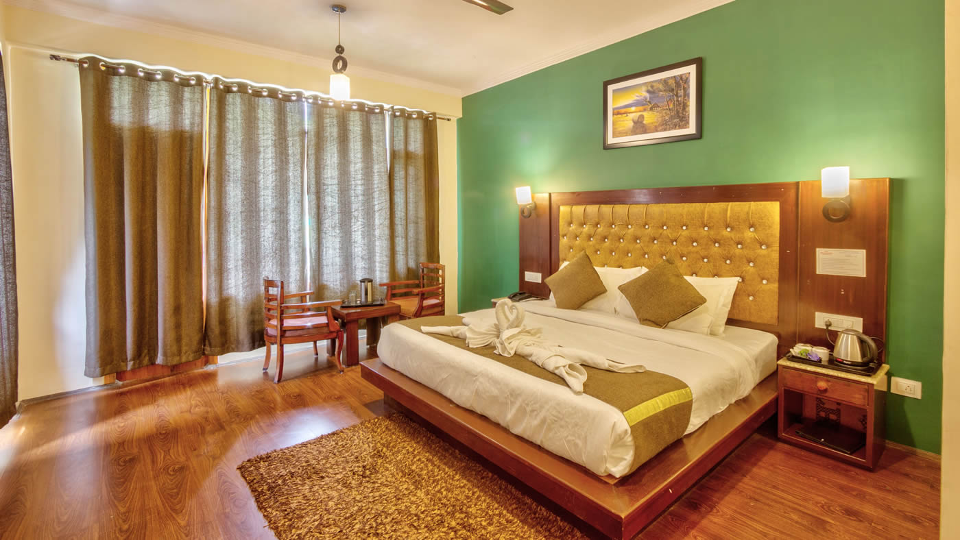 hotel for honymoon in manali, online booking for manali hotel 